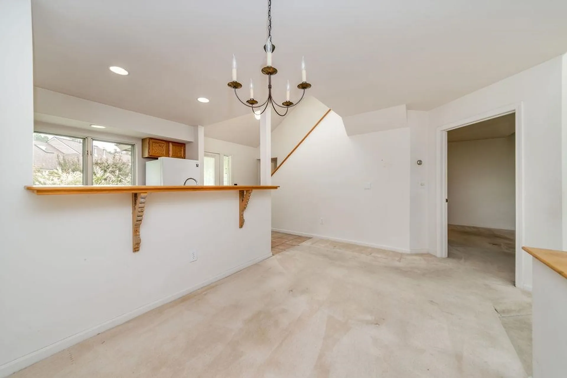 32 Azalea Circle Hartford VT 05001