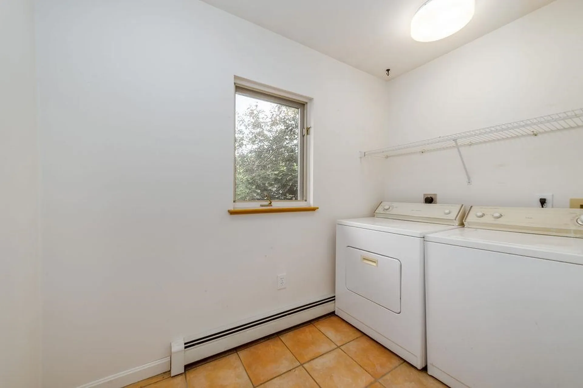 32 Azalea Circle Hartford VT 05001