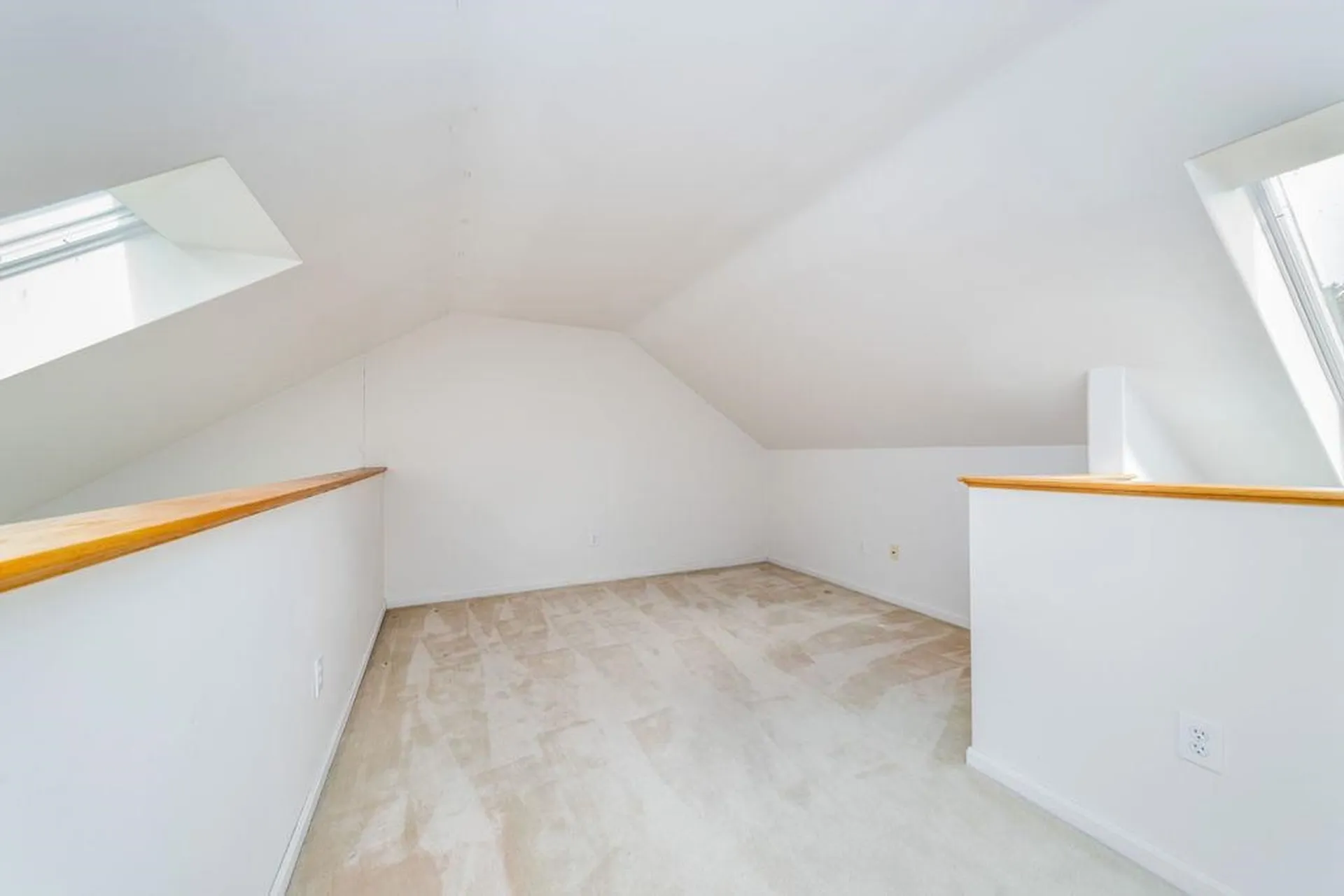 32 Azalea Circle Hartford VT 05001