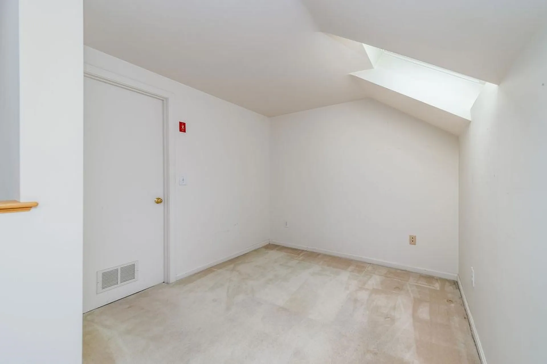 32 Azalea Circle Hartford VT 05001