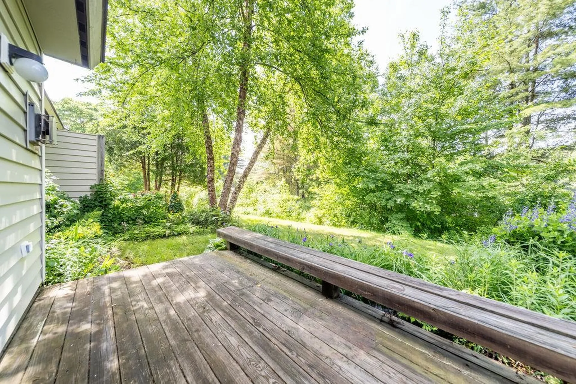 32 Azalea Circle Hartford VT 05001