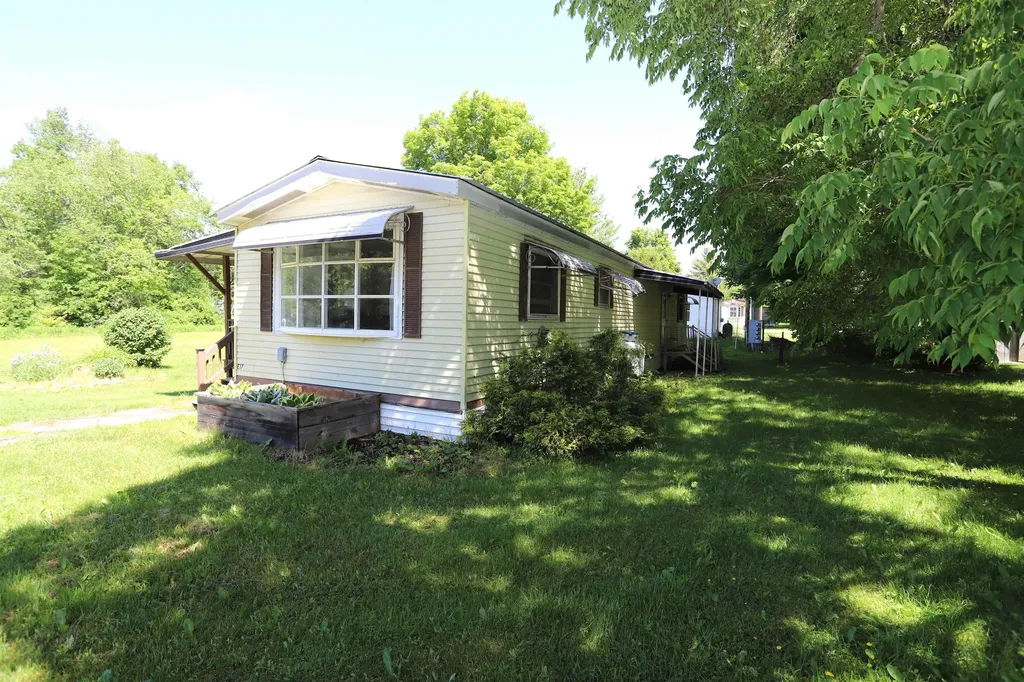 2477 Us Route 5 Derby VT 05829