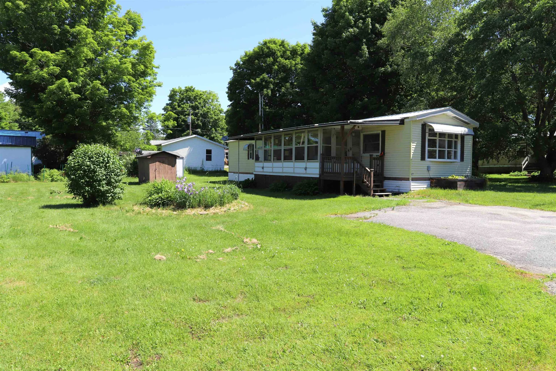 2477 Us Route 5 Derby VT 05829