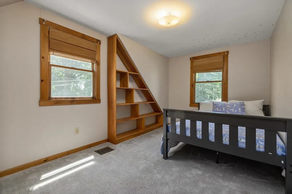 41 Wyman Avenue Kittery ME 03904
