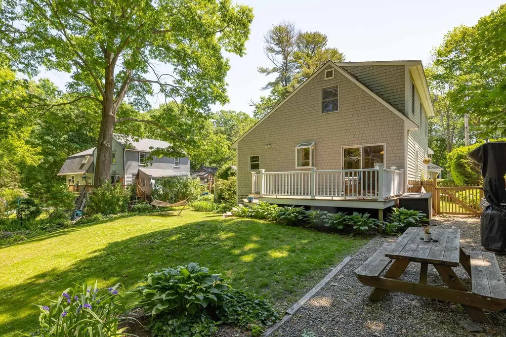 41 Wyman Avenue Kittery ME 03904