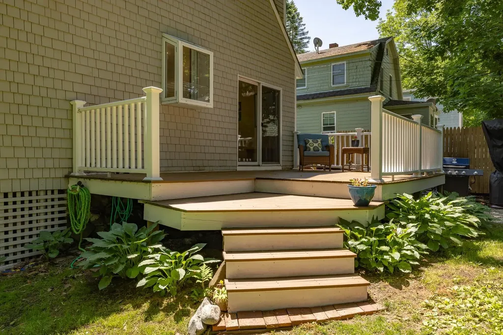 41 Wyman Avenue Kittery ME 03904