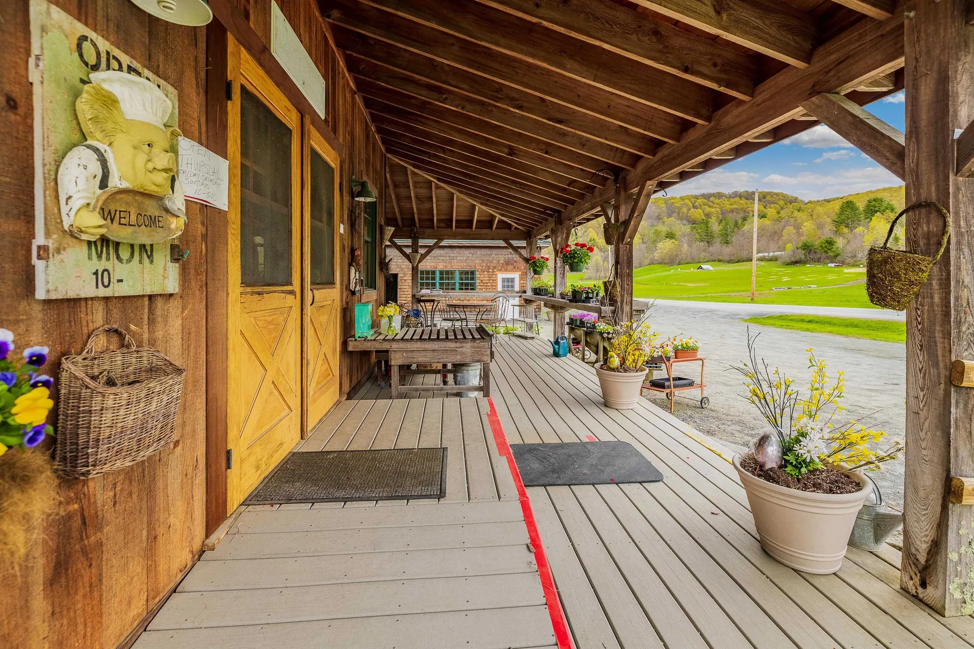 49 Vt Route 12 Pomfret VT 05053