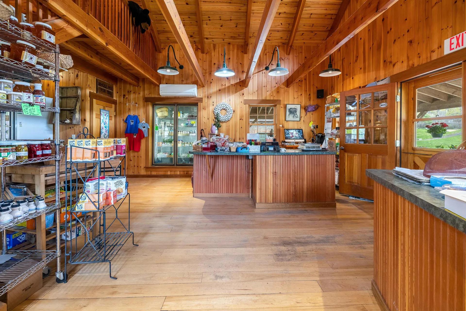 49 Vt Route 12 Pomfret VT 05053