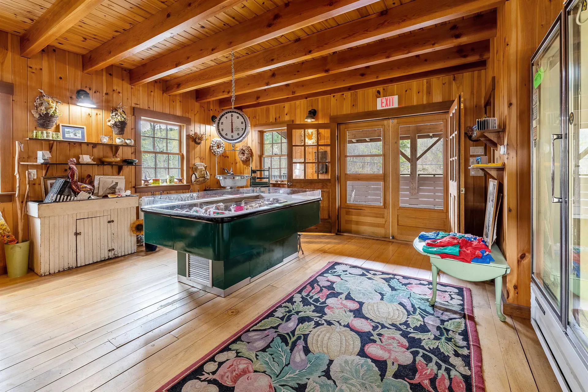 49 Vt Route 12 Pomfret VT 05053