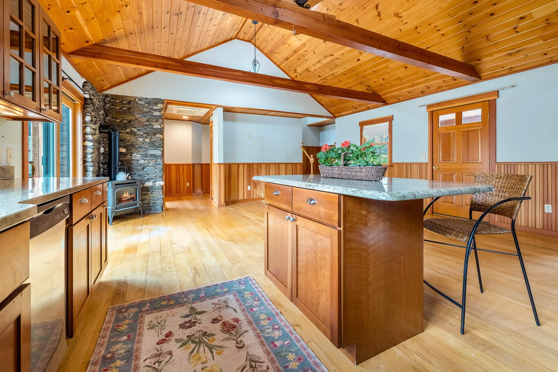 49 Vt Route 12 Pomfret VT 05053