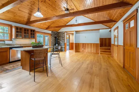 49 Vt Route 12 Pomfret VT 05053