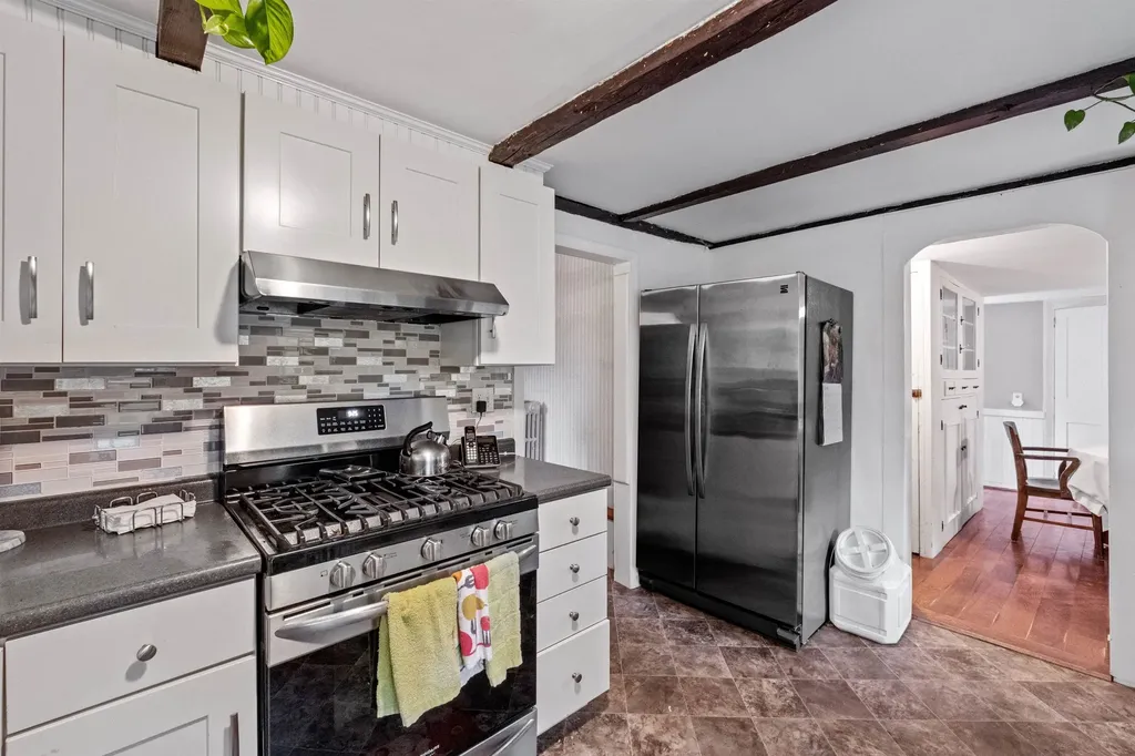 12 Old Gage Hill Road Pelham NH 03076