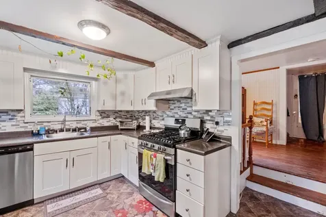 12 Old Gage Hill Road Pelham NH 03076
