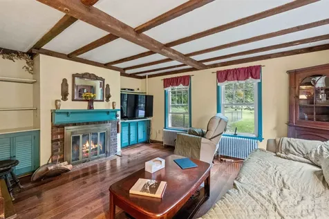 12 Old Gage Hill Road Pelham NH 03076