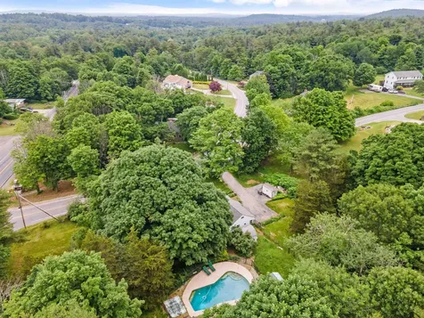 12 Old Gage Hill Road Pelham NH 03076