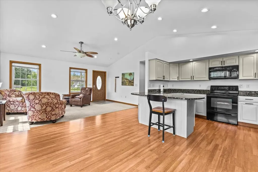 435 Memphremagog View Newport City VT 05855