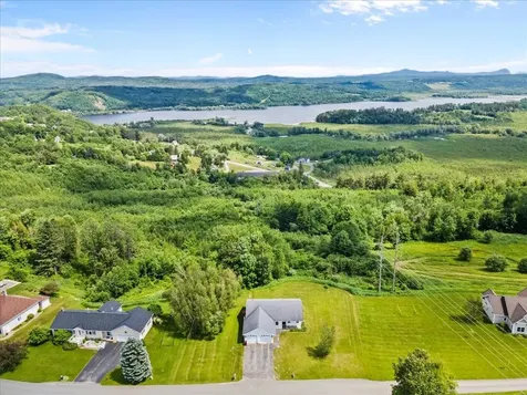 435 Memphremagog View Newport City VT 05855