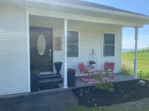 435 Memphremagog View Newport City VT 05855