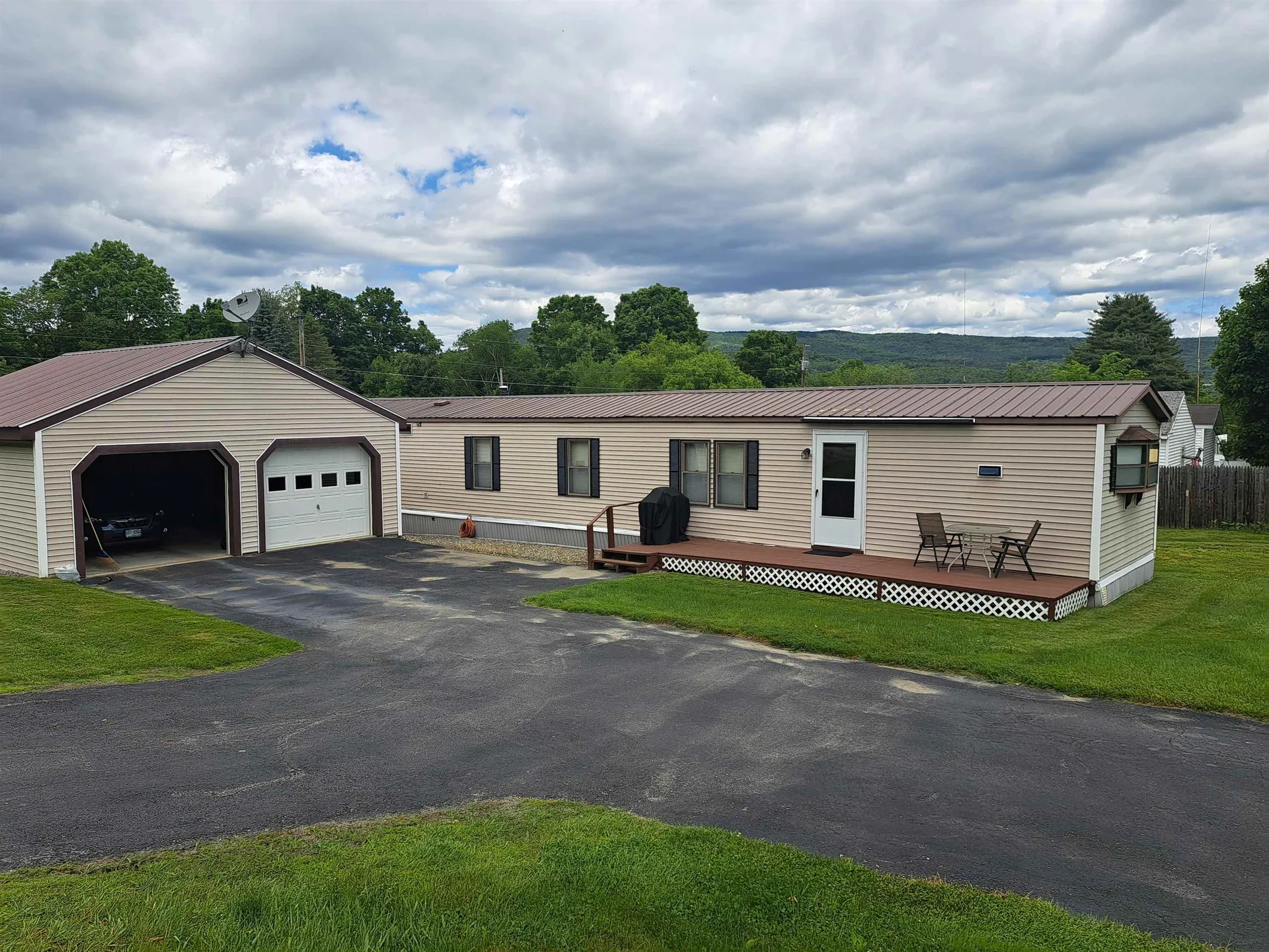 376 Chestnut Street Claremont NH 03743