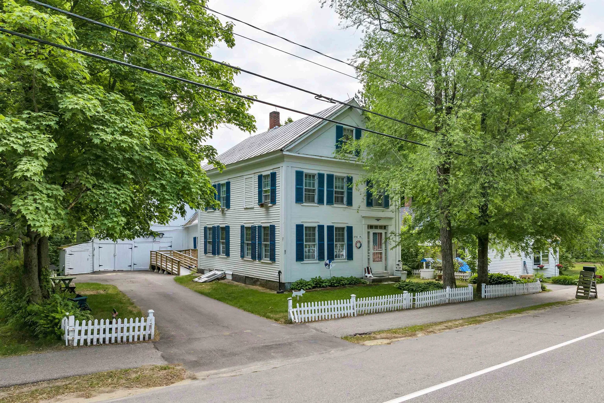 91 Main Street New Hampton NH 03256
