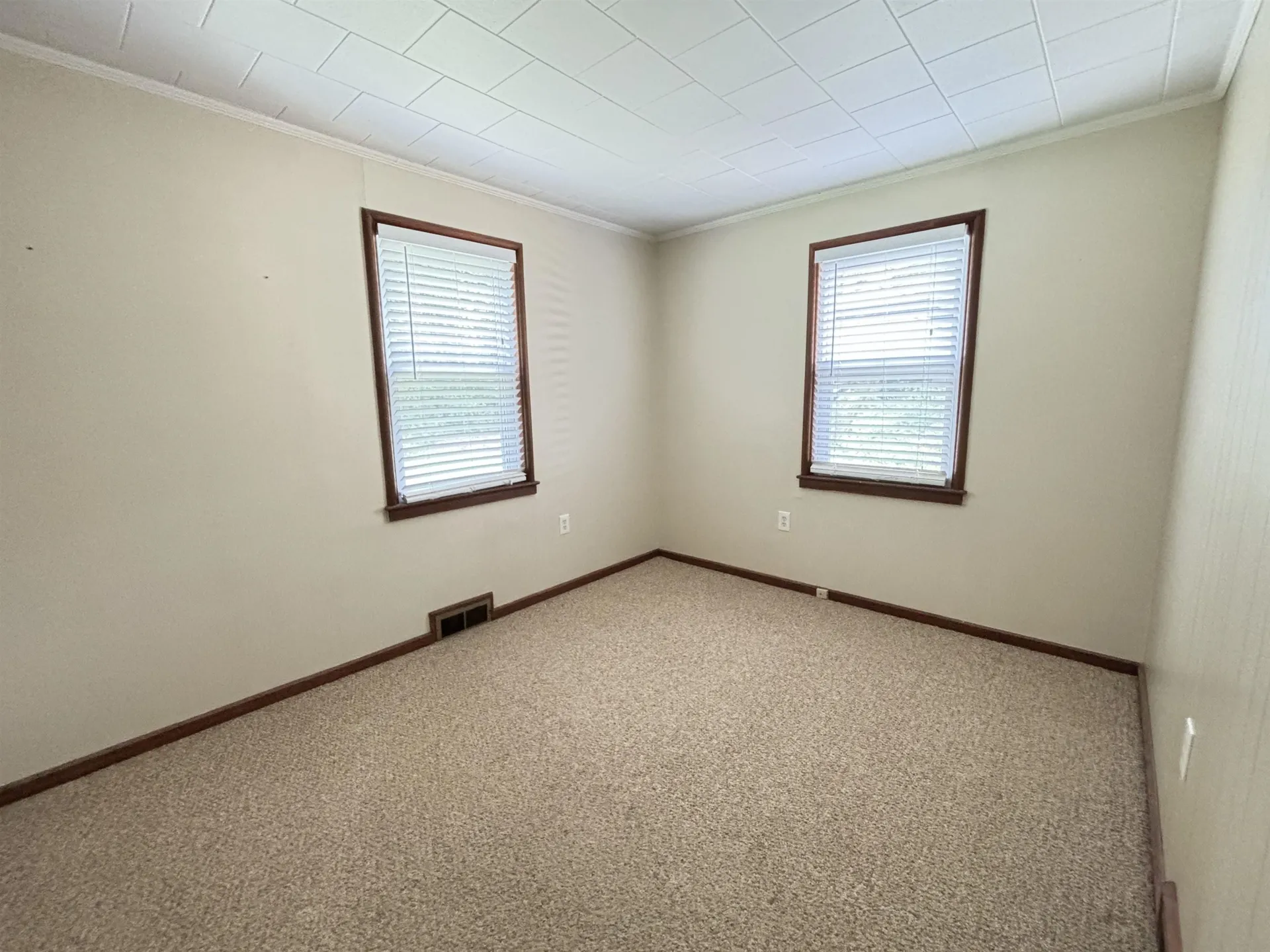 190 Hanover Street Hartford VT 05001