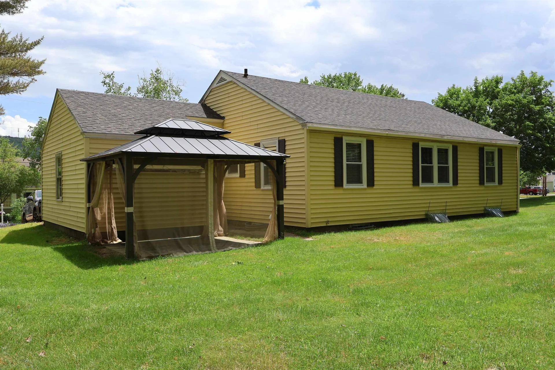 190 Hanover Street Hartford VT 05001