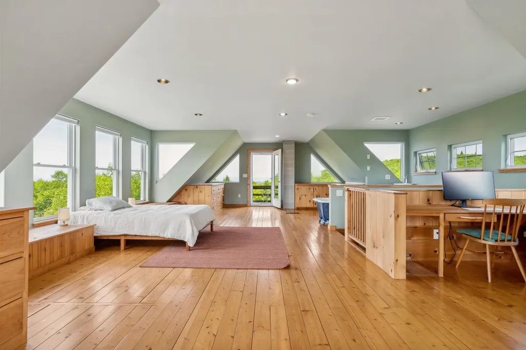 2548 Taylor Valley Road Vershire VT 05079