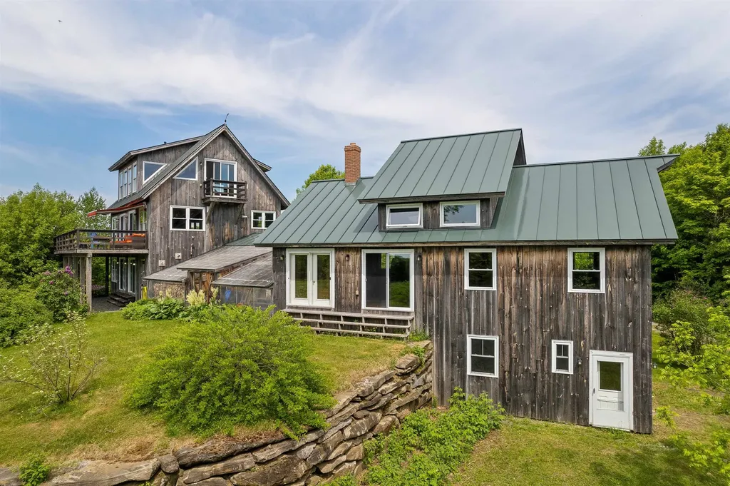2548 Taylor Valley Road Vershire VT 05079