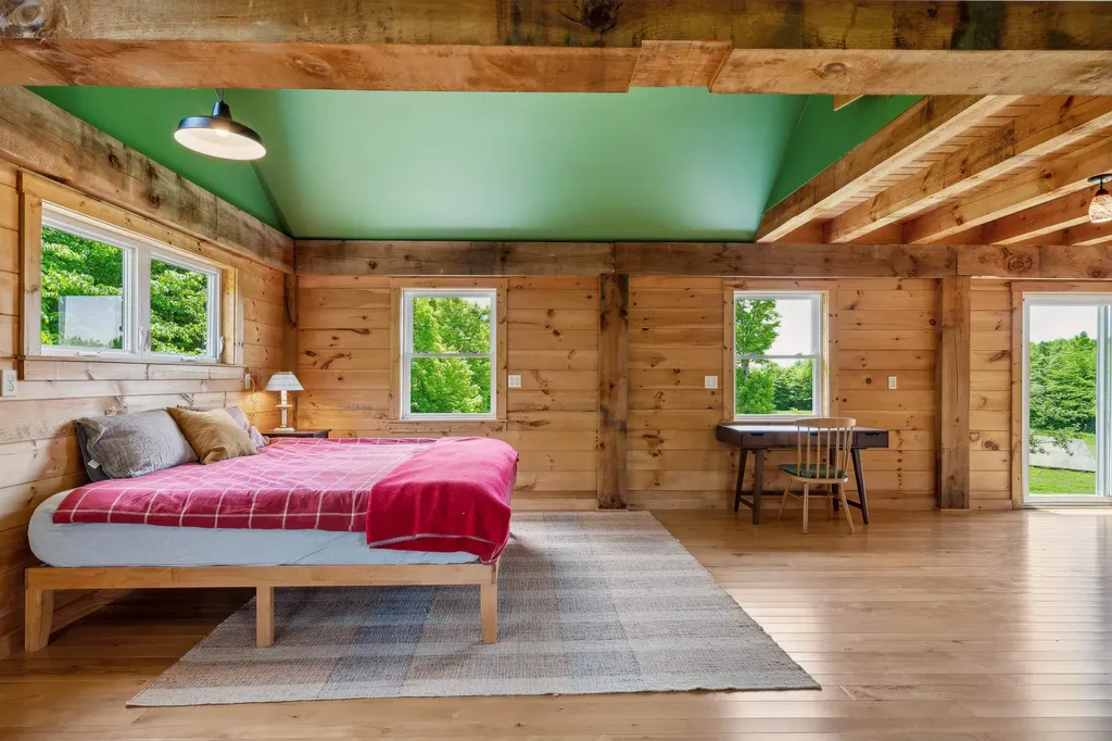 2548 Taylor Valley Road Vershire VT 05079