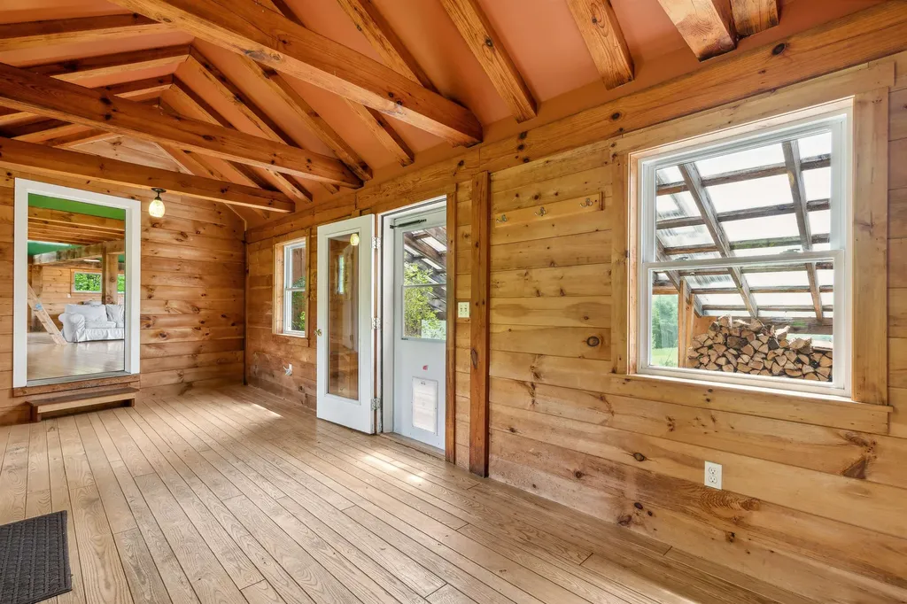 2548 Taylor Valley Road Vershire VT 05079