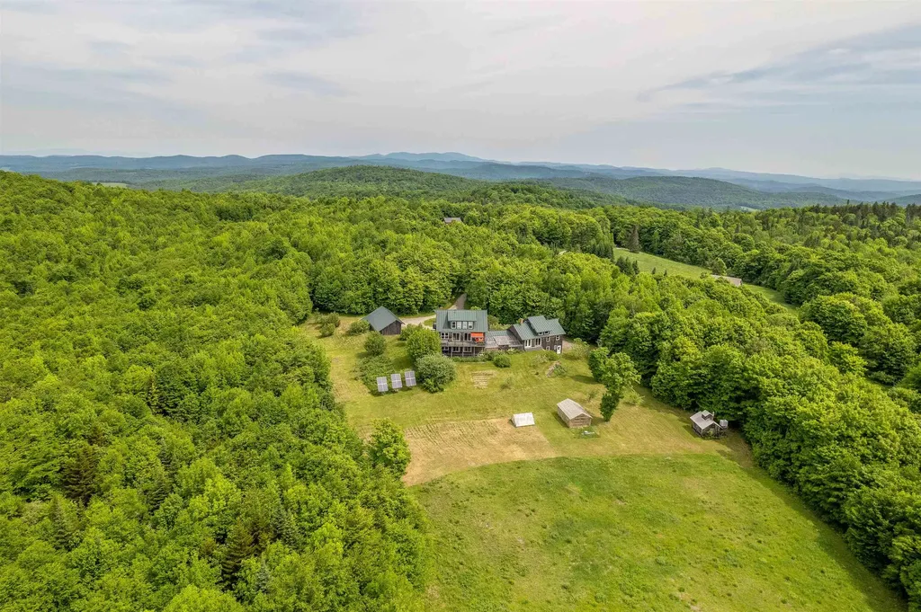 2548 Taylor Valley Road Vershire VT 05079