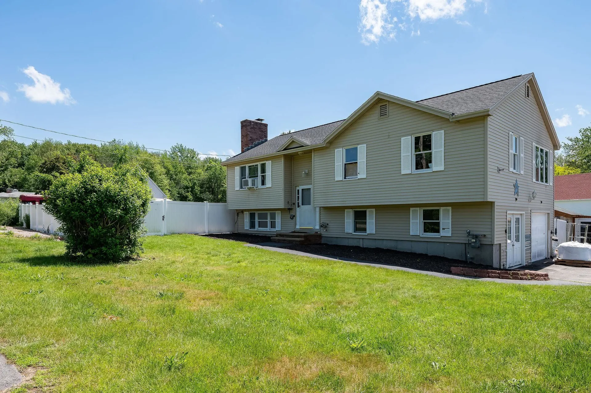 1 Wentworth Avenue Rochester NH 03867