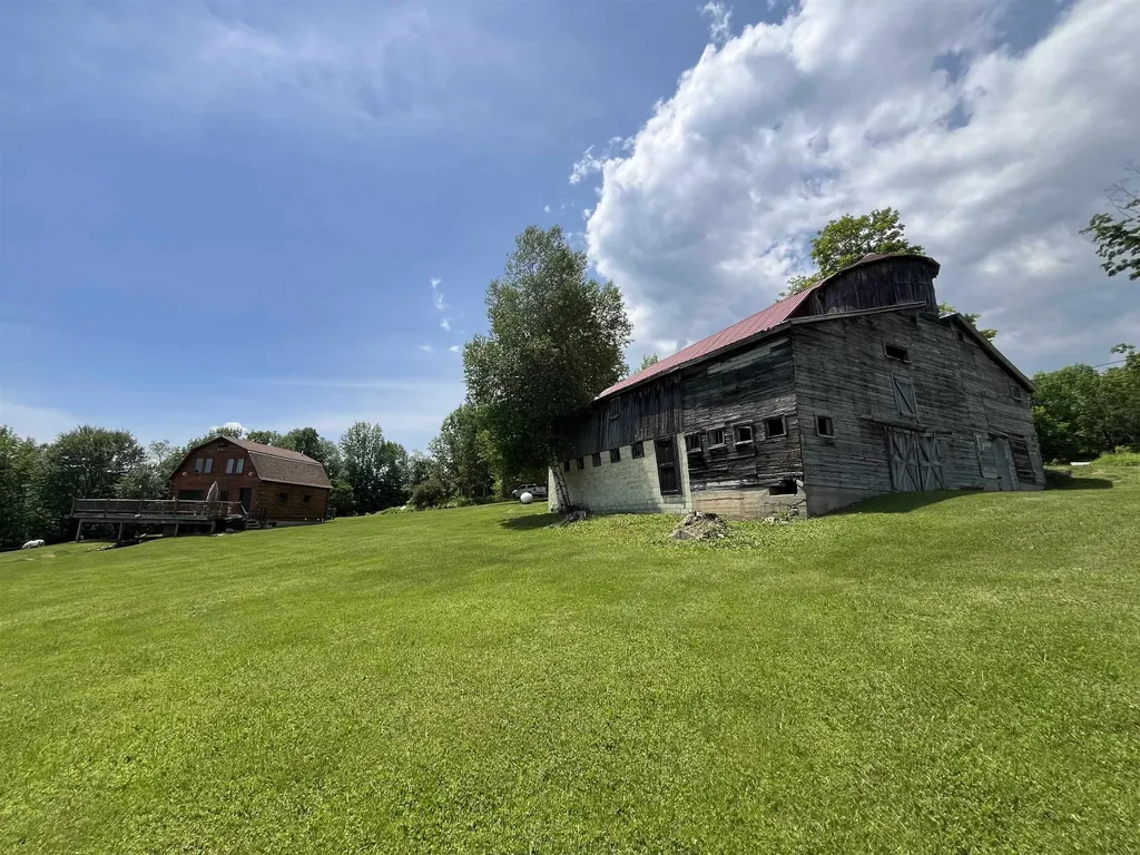 1179 South Hill Road Ludlow VT 05149