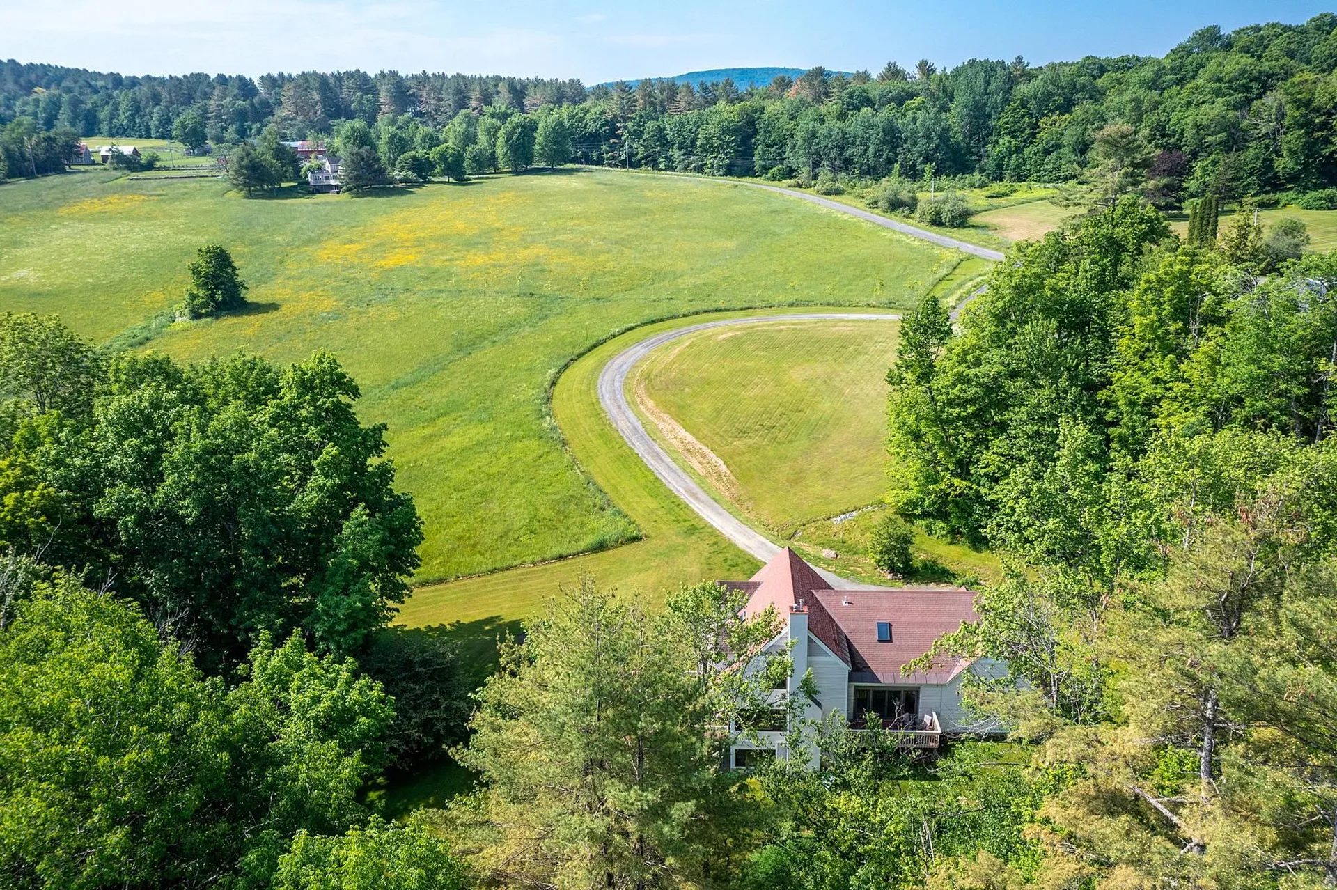 195 Abnaki Trace Hartford VT 05059