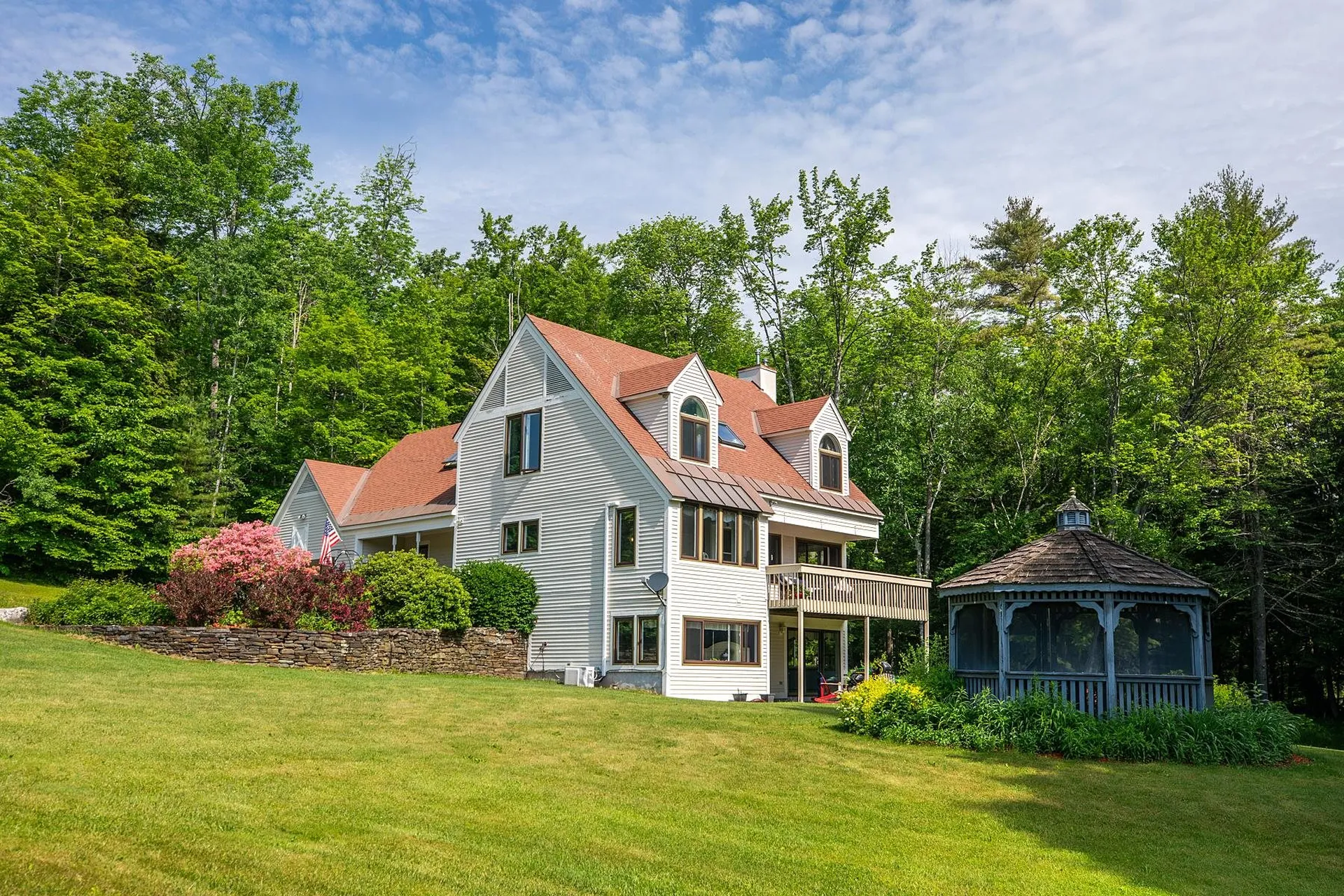 195 Abnaki Trace Hartford VT 05059