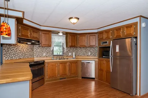 7 Cherokee Way Rochester NH 03867