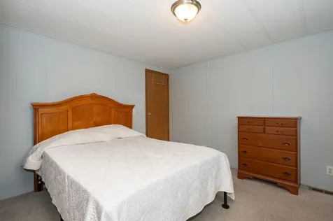 7 Cherokee Way Rochester NH 03867