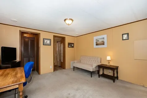 7 Cherokee Way Rochester NH 03867
