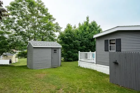 7 Cherokee Way Rochester NH 03867