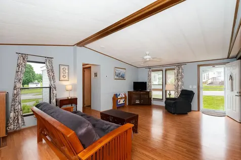 7 Cherokee Way Rochester NH 03867
