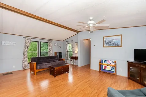 7 Cherokee Way Rochester NH 03867