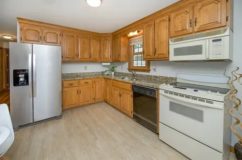 6 Burton Street Hudson NH 03051