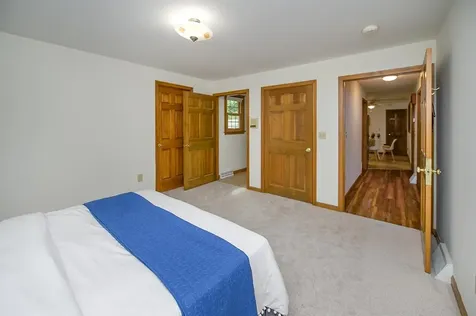 6 Burton Street Hudson NH 03051