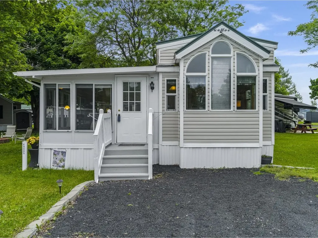 5 Eagle Lane South Hero VT 05486