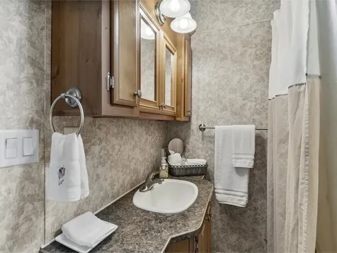 5 Eagle Lane South Hero VT 05486