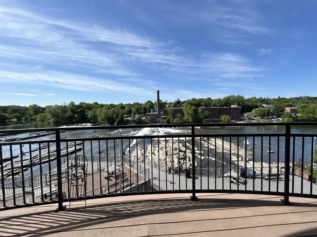60 Winooski Falls Way Winooski VT 05404