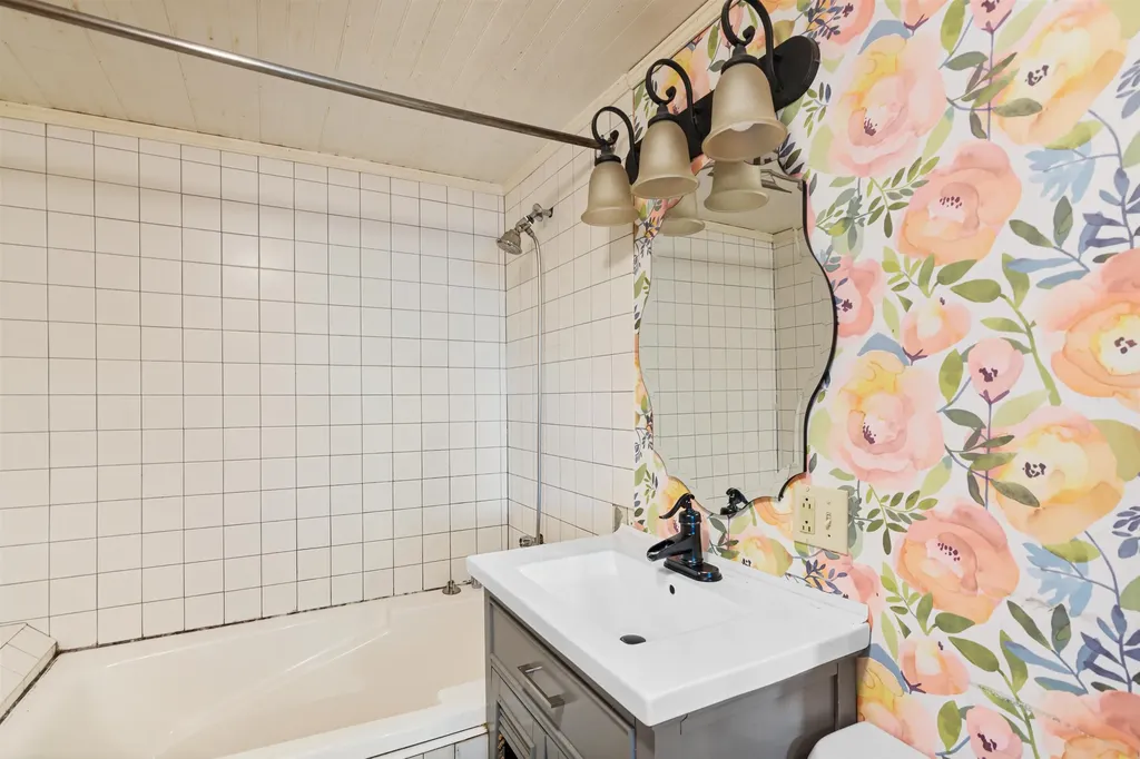 113 Gambler Road Bakersfield VT 05448