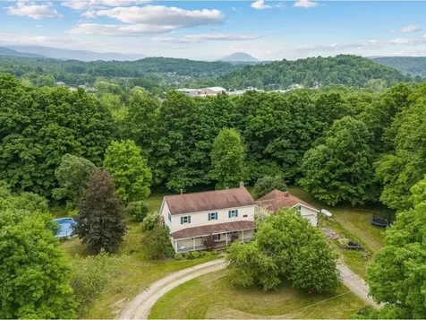 426 Place Road West Hinesburg VT 05461