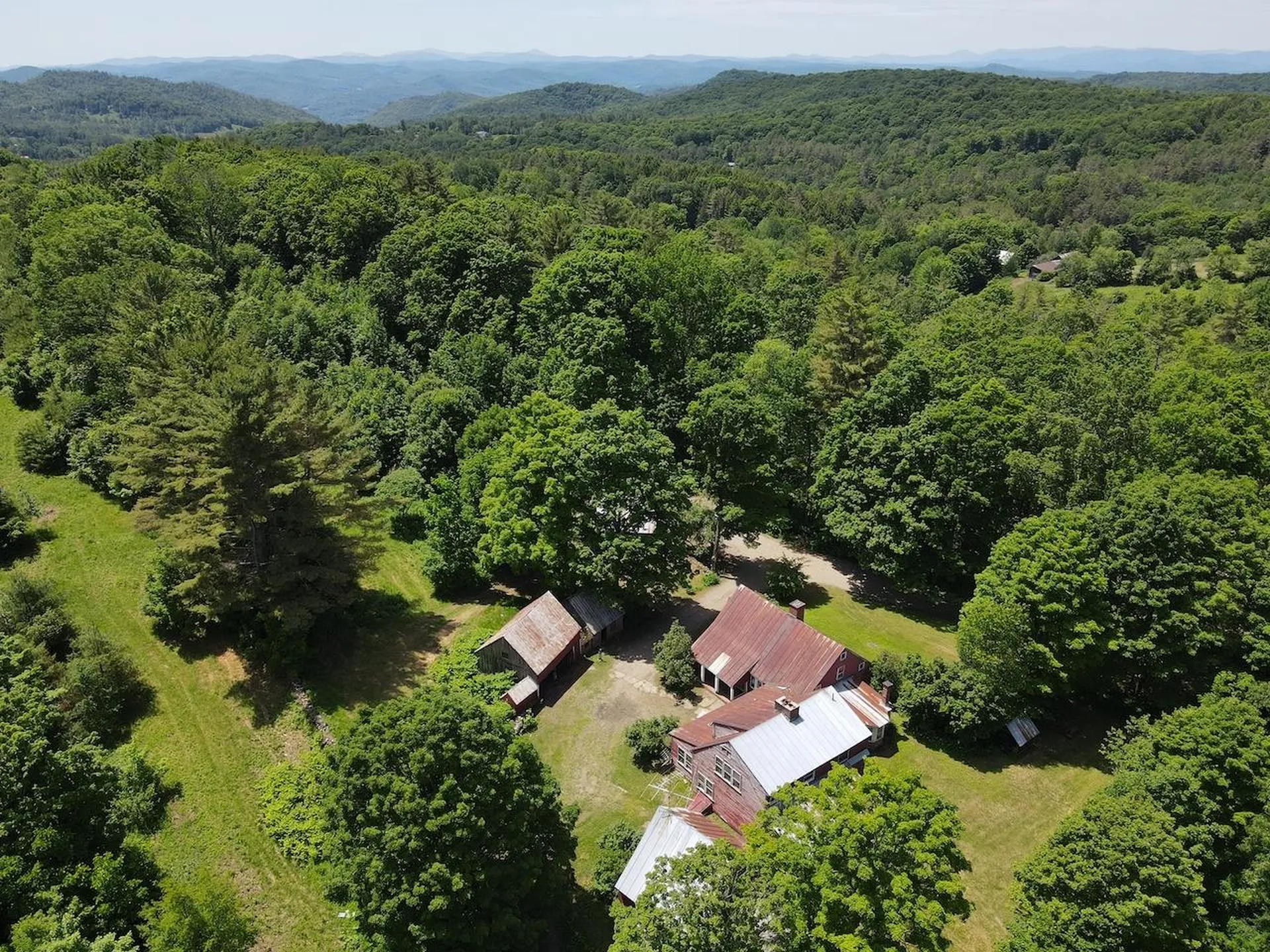 167 Cowslip Hill Road Sharon VT 05065