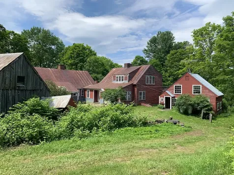 167 Cowslip Hill Road Sharon VT 05065
